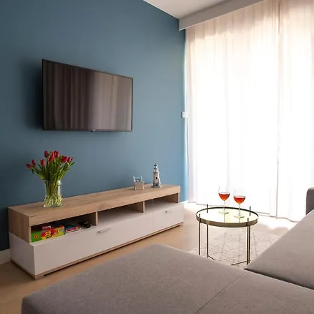 Arkadia Parking, Basen, Sauna, Silownia, Jacuzzi, Sala Zabaw Dla Dzieci W Cenie!